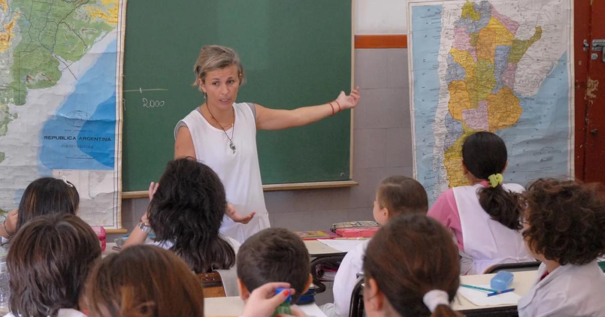 Confirmado- cuaacutendo se realiza el pago de horas extendidas a docentes de Santiago del Estero