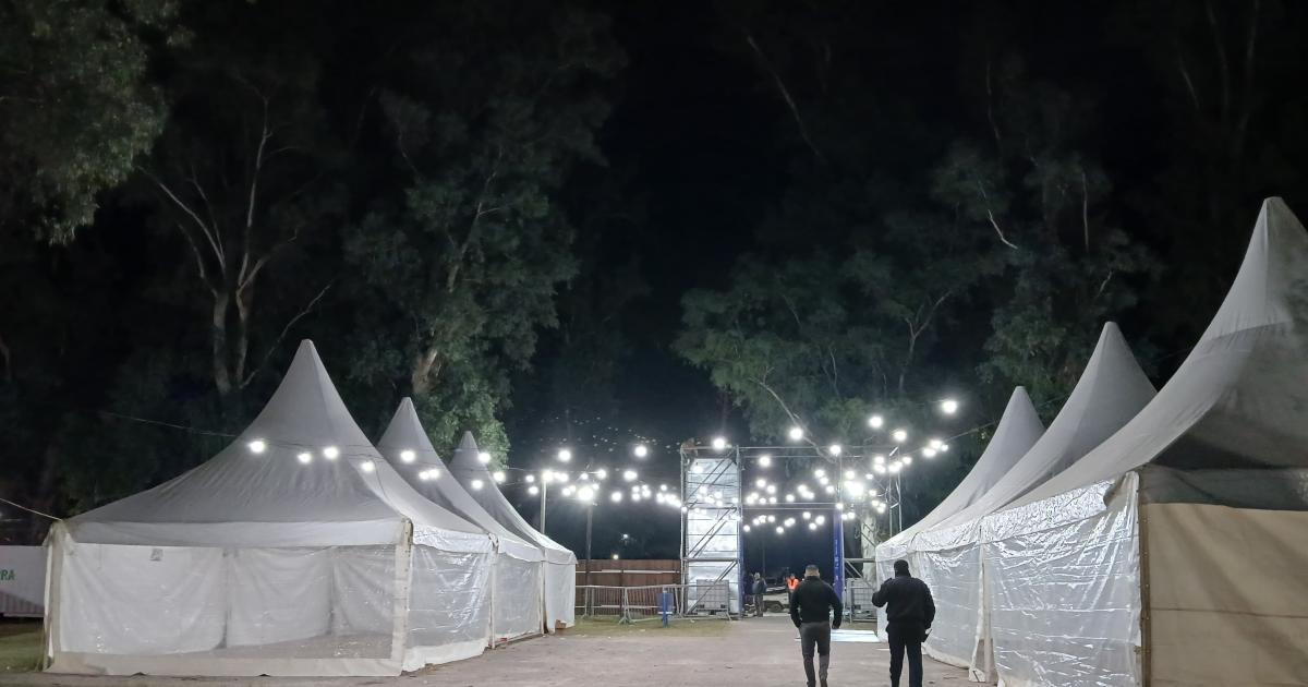 Esta noche habilitan la Feria Artesanal- inician festejos por el 472ordm Aniversario