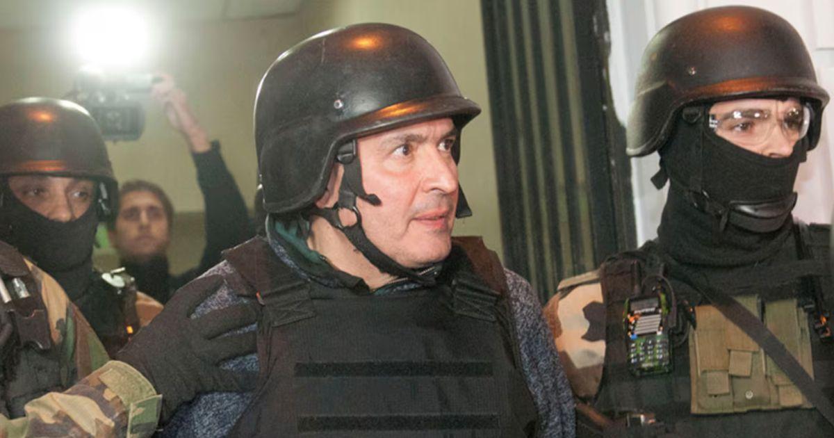 José López seguir detenido en una crcel comn