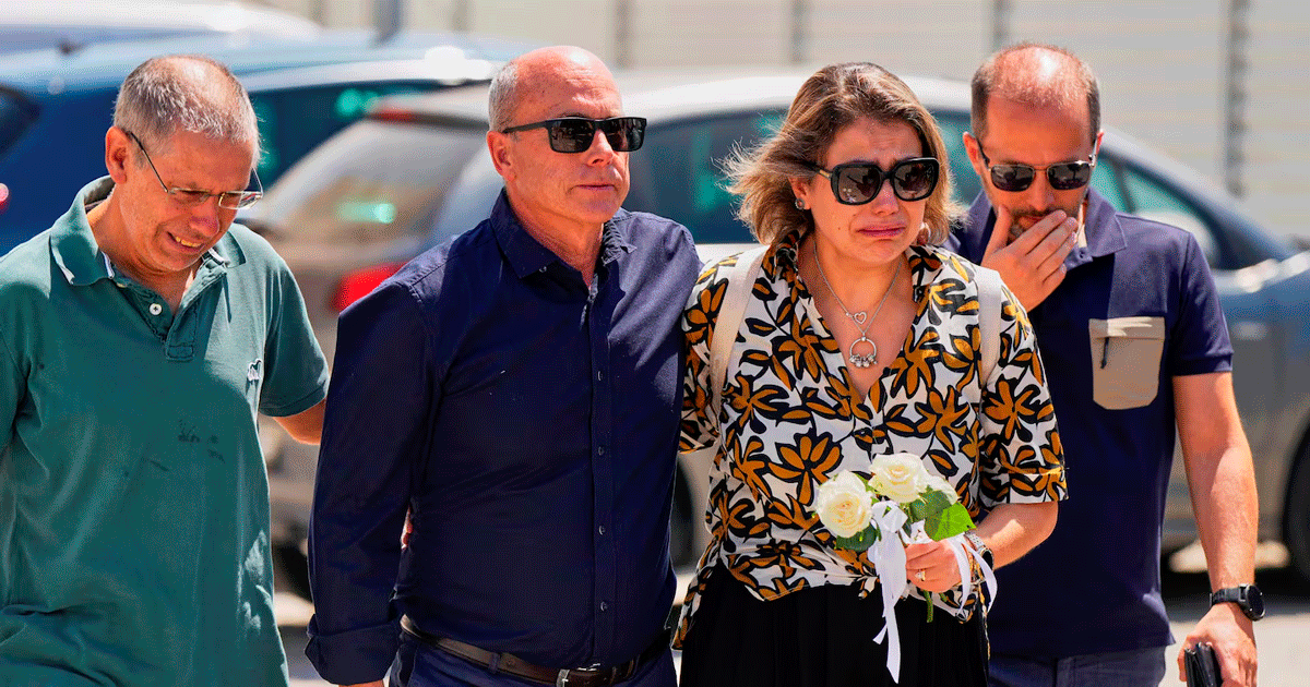 Familiares y amigos despidieron al jugador del Liverpool