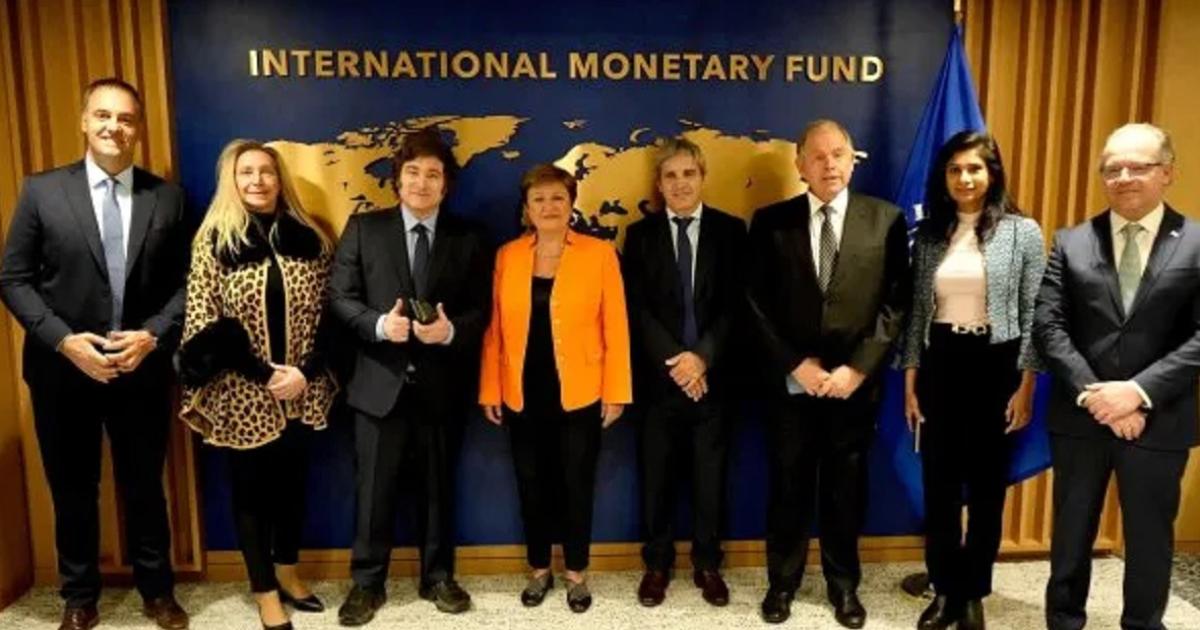 Milei y Caputo tropiezan con el FMI- no se cumplen las metas y peligran nuevos fondos