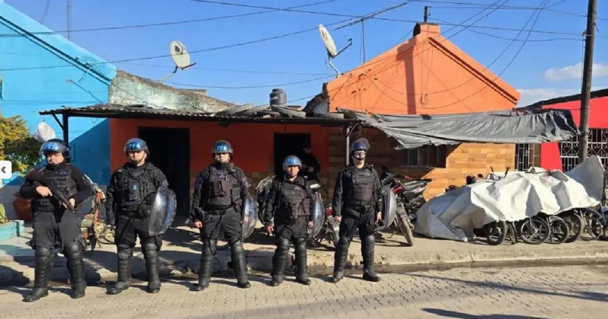 Tras allanamiento detiene a un sujeto- secuestraron drogas dinero y celulares