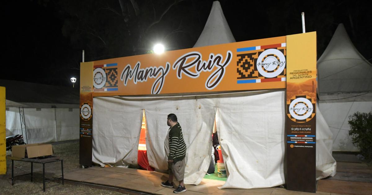 Esta noche habilitan la Feria Artesanal- inician festejos por el 472ordm Aniversario