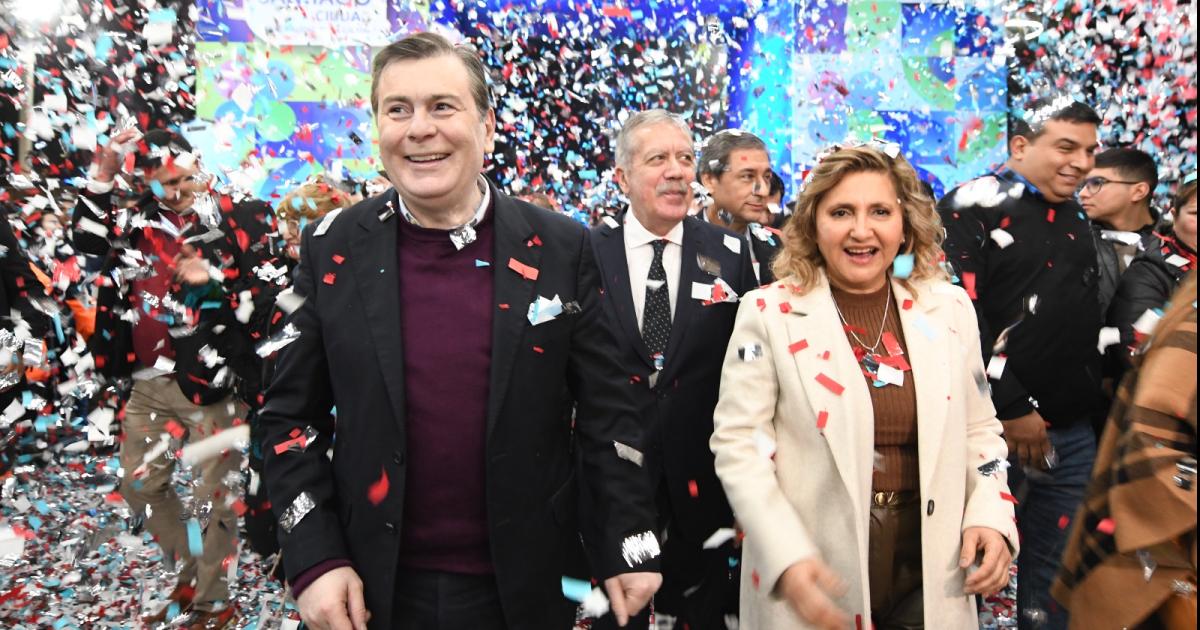 El gobernador Zamora inauguroacute la Feria Artesanal en el Parque Aguirre