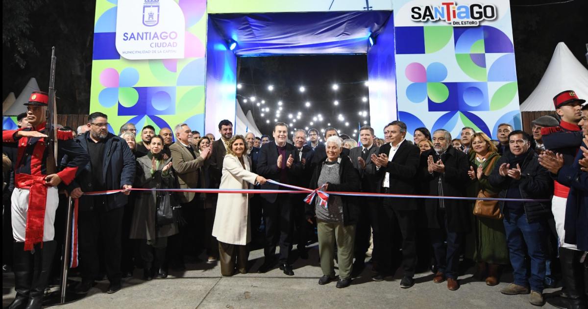 El gobernador Zamora inauguroacute la Feria Artesanal en el Parque Aguirre