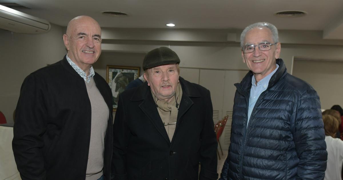 CHARLA SOBRE INMIGRANTES 