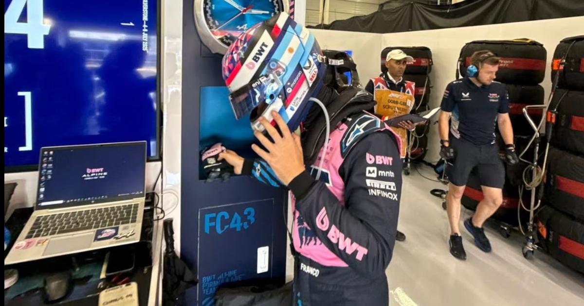 La furia de Colapinto al no poder arrancar su auto en el GP de Gran Bretantildea