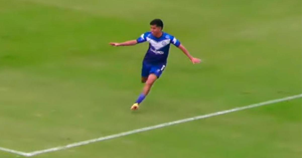 Veacutelez de San Ramoacuten vencioacute a Unioacuten Santiago en la ida y se pone en ventaja en la final