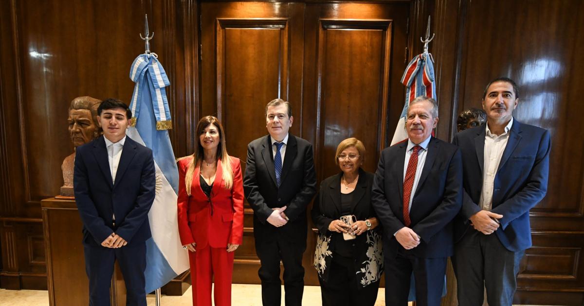Zamora recibioacute a Lina Anllo en el marco del foro Mujeres que Inspiran y Lideran