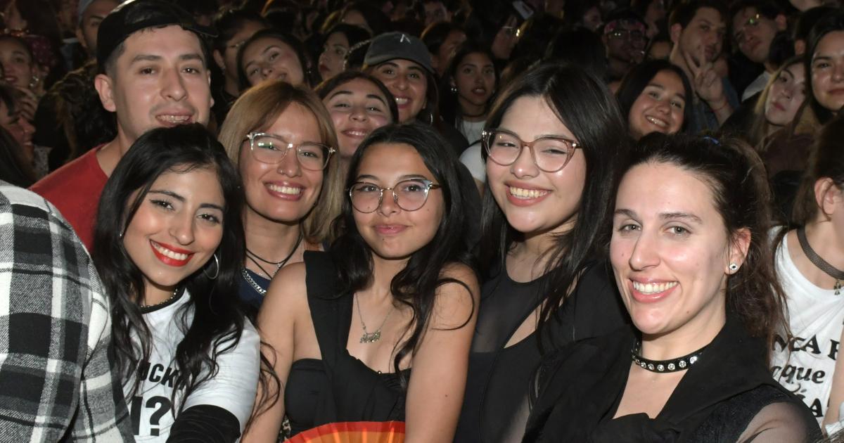 INOLVIDABLE SHOW DE LALI ESPOacuteSITO