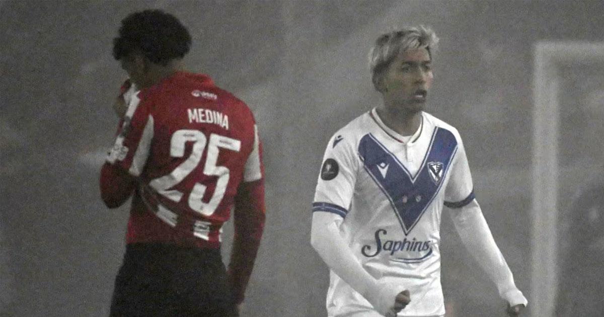 Bajo la niebla Veacutelez le ganoacute Estudiantes y es campeoacuten de la Supercopa Internacional