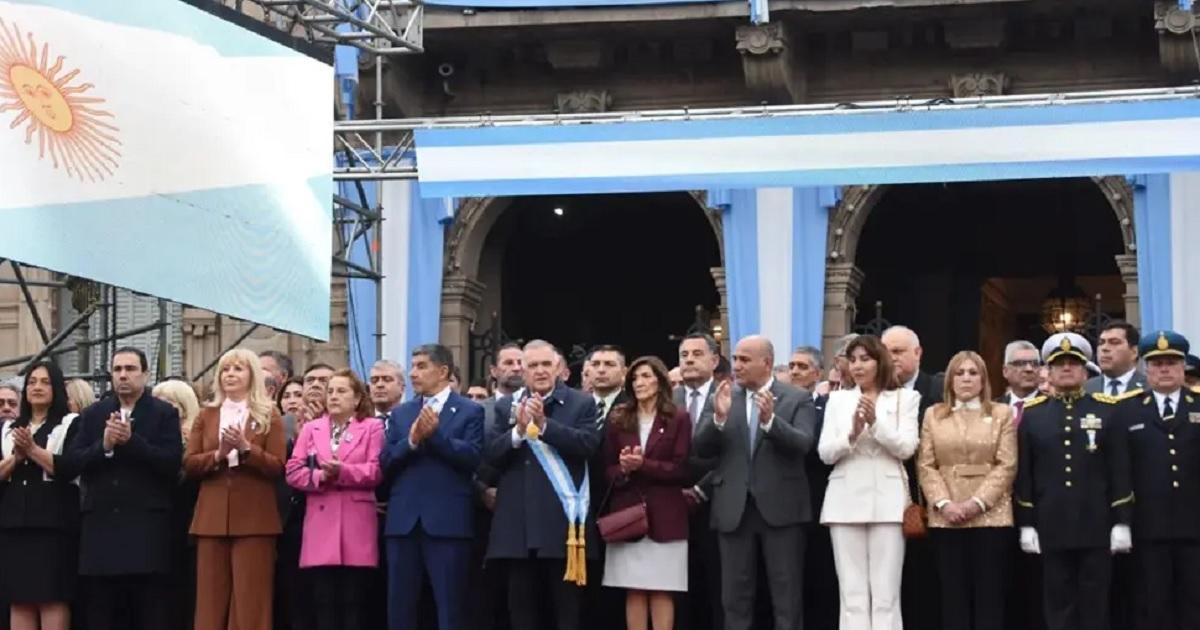Tucumaacuten celebroacute los 209 antildeos de la Independencia con acto encabezado por Jaldo