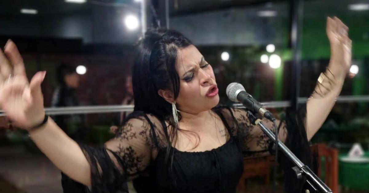 Natali Jugo denunció discriminación en un bar de Santiago