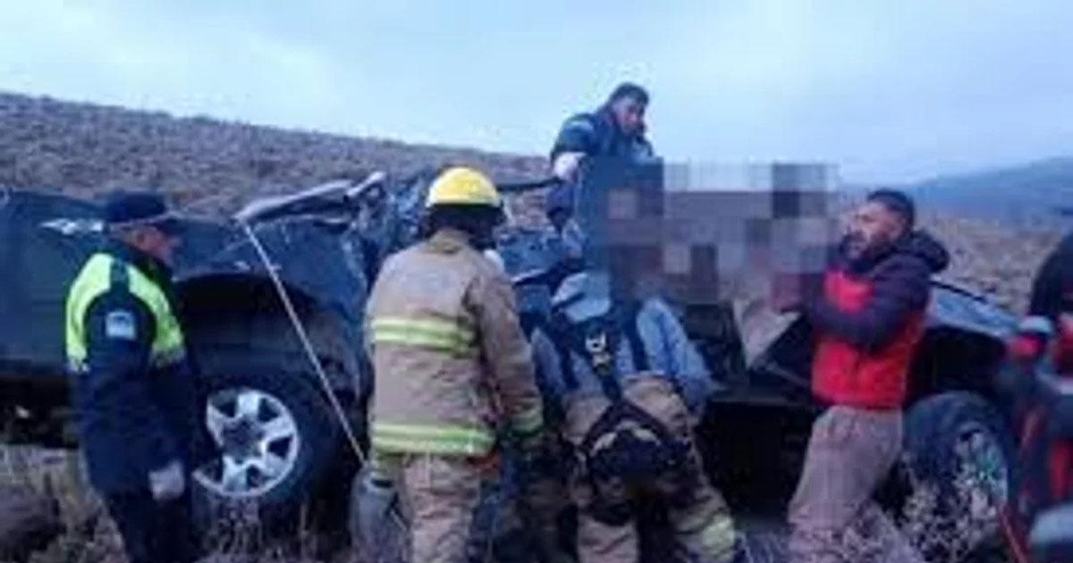 Tucumaacuten- un muerto y varios heridos al desbarrancarse una camioneta