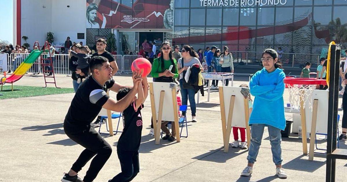 Los niños pueden disfrutar de actividades al aire libre