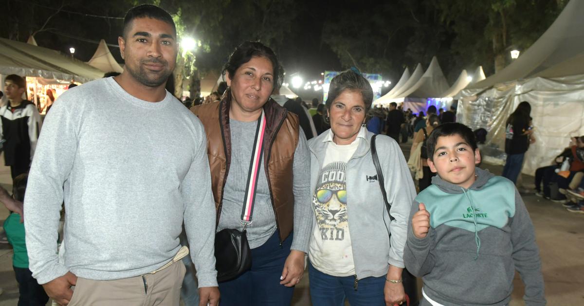 LA FERIA ARTESANAL UN PASEO IMPERDIBLE