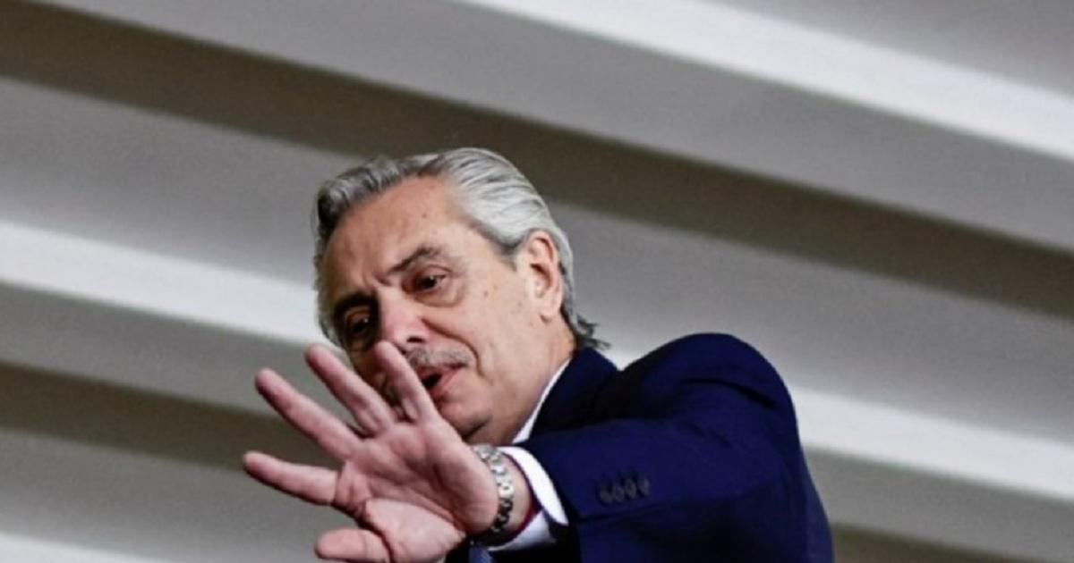 Alberto Fernaacutendez cuestionoacute su procesamiento en la causa Seguros y apuntoacute contra la Justicia Federal