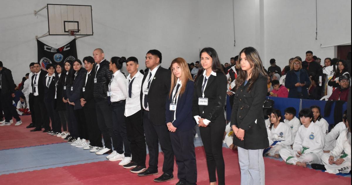 Fernndez vive su mes aniversario con mucha actividad deportiva