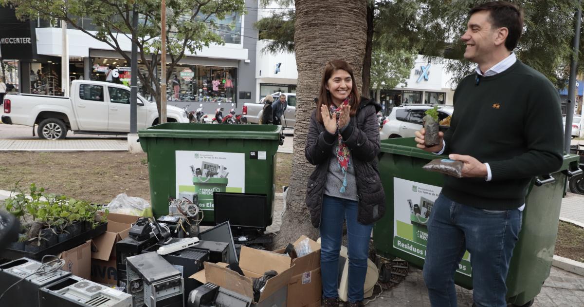 Haraacuten Recoleccioacuten de Residuos Electroacutenicos en Las Termas