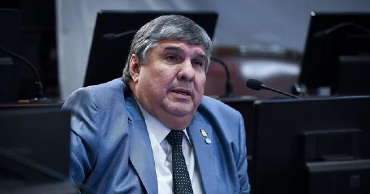 Mayans defendió la legalidad de la sesión del Senado