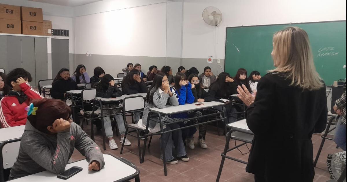 En Friacuteas se lanzoacute un proyecto de prevencioacuten sobre salud mental