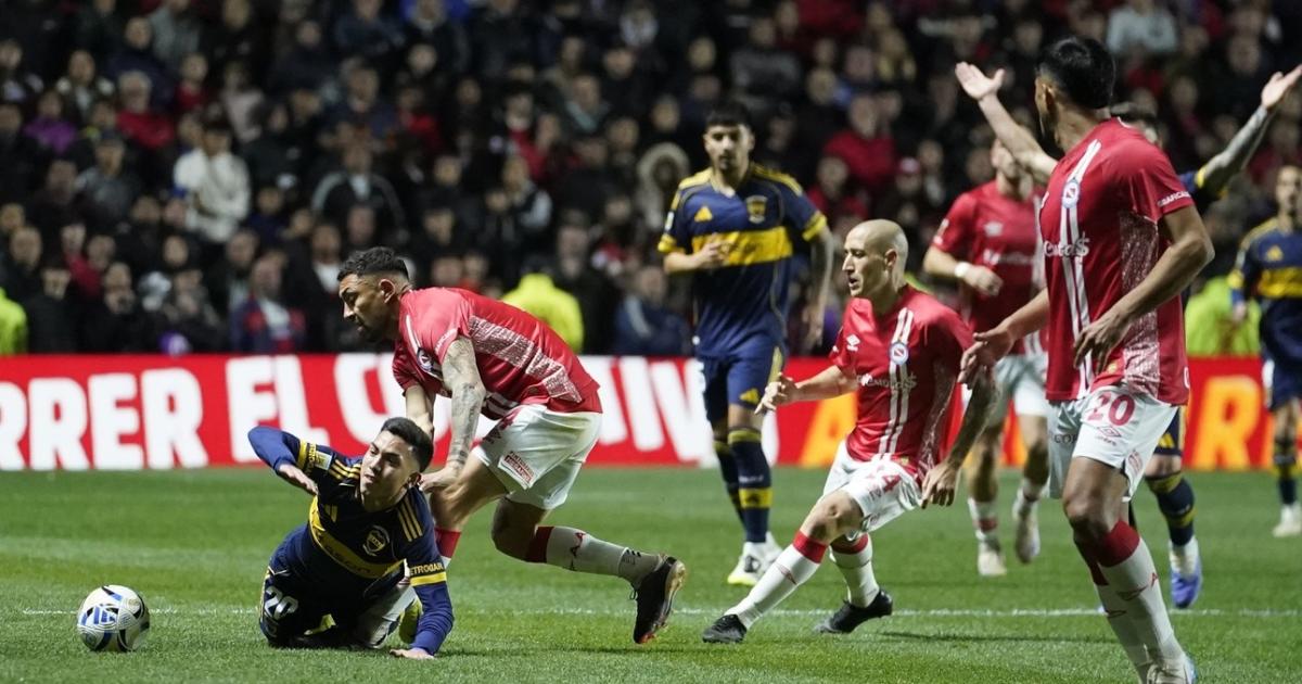 Boca la pasoacute mal pero rescatoacute un punto valioso de La Paternal