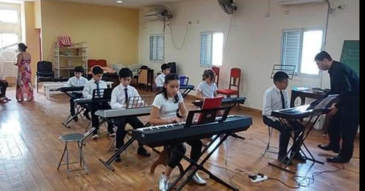 CLASES Se ofrecen en la sede de Jujuy N°557