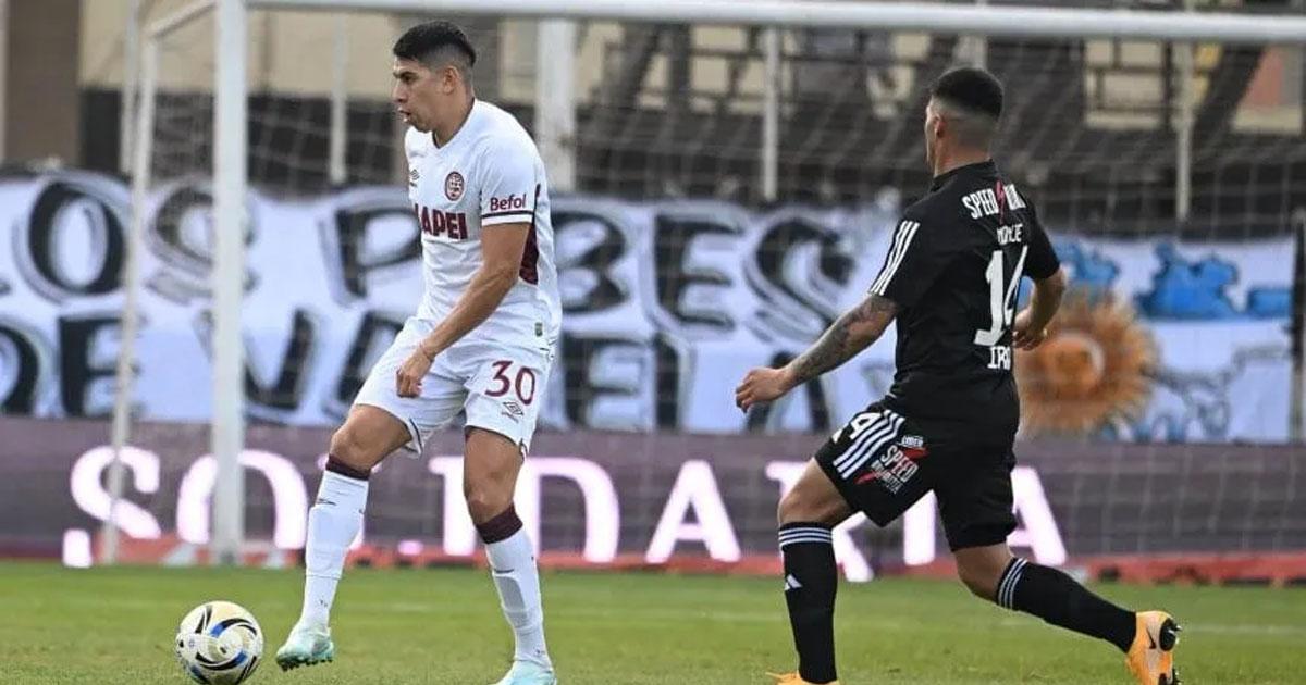 Riestra fue efectivo y derrotoacute a Lanuacutes en el debut del Torneo Clausura