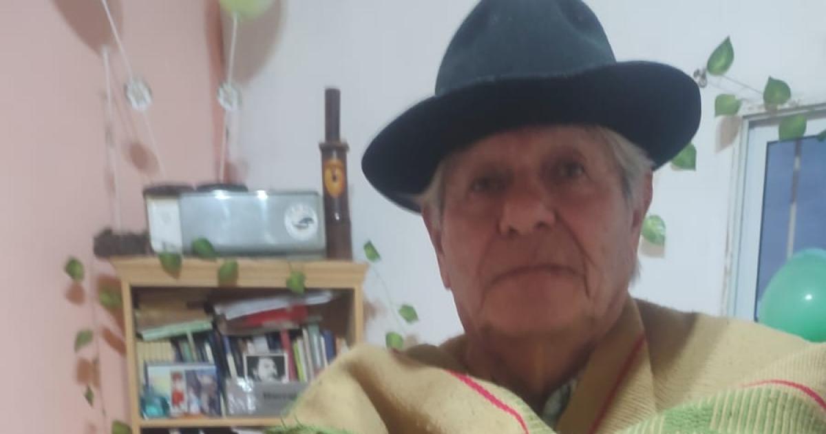 Jorge Serrano el granadero loretano que encendioacute la laacutempara votiva del monumento de Aguirre en 1969