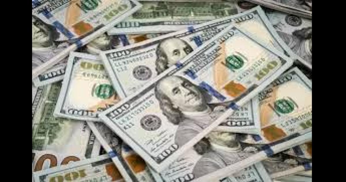 El doacutelar minorista subioacute al nuevo reacutecord de 1295 y el blue 40 a 1340