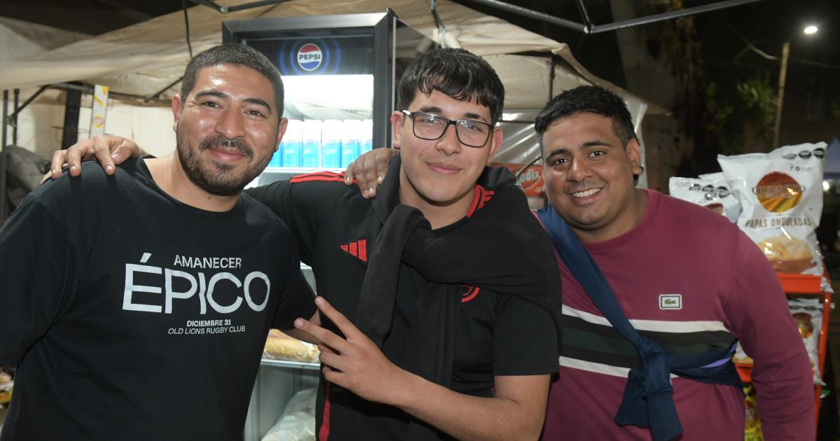 EL PASEO DE LOS SANTIAGUENtildeOS