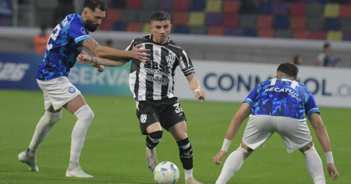 Central jugoacute mal y empatoacute con Cerro Largo