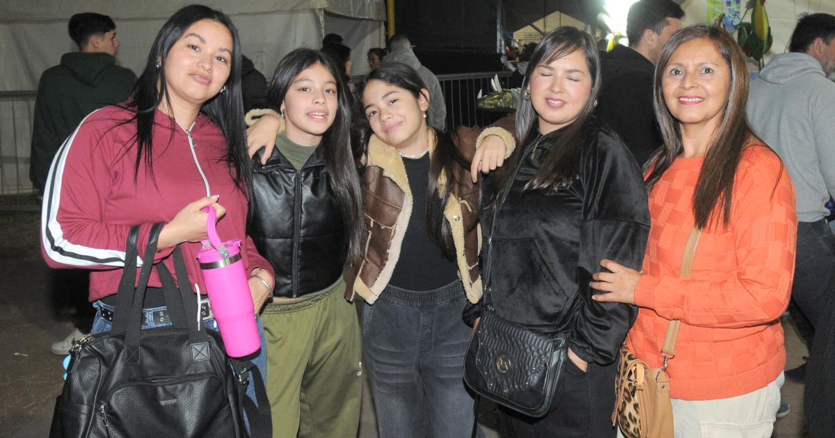 EL PASEO DE LOS SANTIAGUENtildeOS