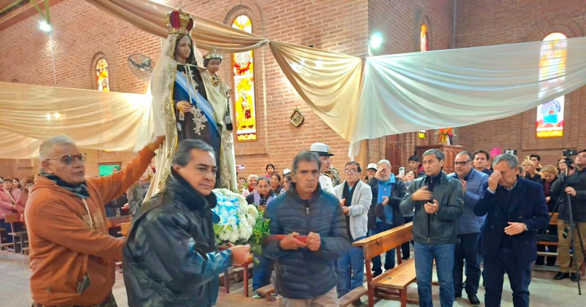Campo Gallo- Silva Neder participoacute de la celebracioacuten en honor a la Nuestra Sentildeora del Carmen 