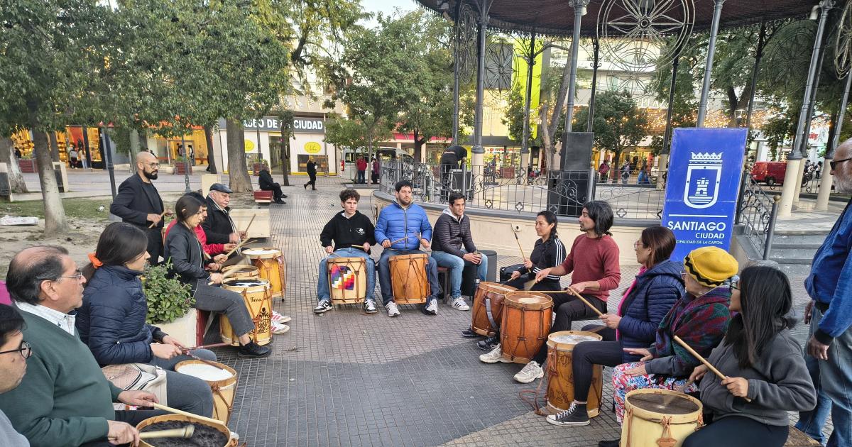 La Municipalidad invita en la retreta al taller gratuito de bombo