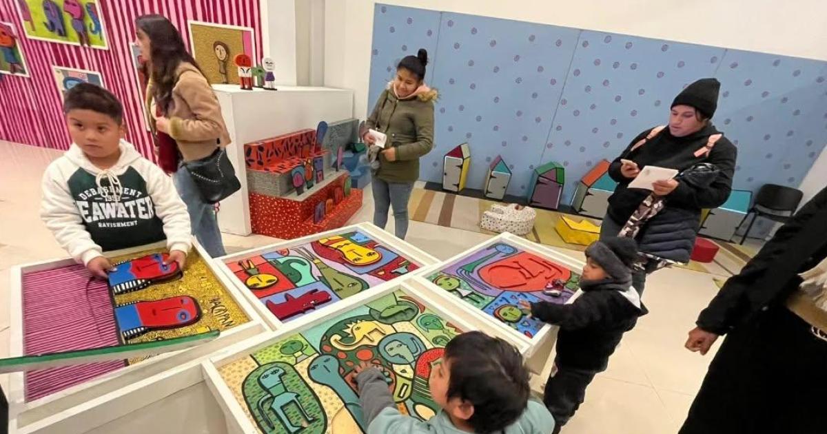 Nintildeos del Programa de Deteccioacuten de Hipoacusia visitaron Centro Cultural 