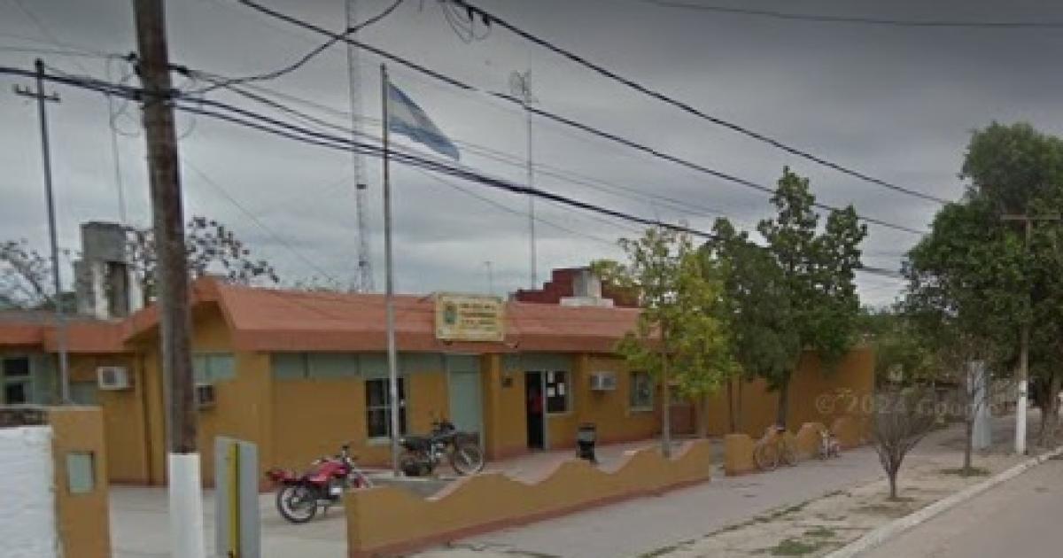Almuerzo terminoacute en escaacutendalo- lanzoacute un cuchillo al hermano