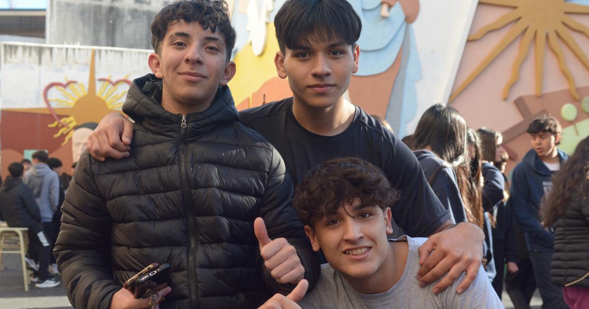 GRAN KERMEacuteS PARA INICIAR VACACIONES 