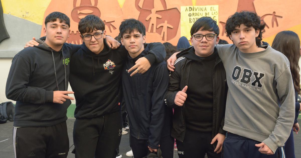 GRAN KERMEacuteS PARA INICIAR VACACIONES 