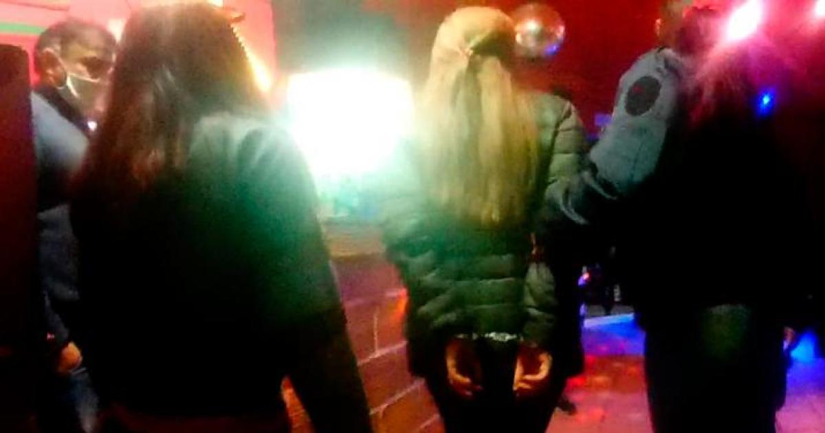 Otra viacutectima de la viuda negra bandentildea- Ademaacutes del amor me roboacute toda la plata