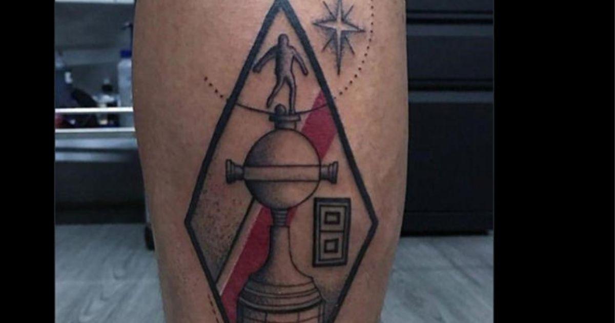 El Millonario aprovechó el regreso del colombiano para chicanear a su clsico rival