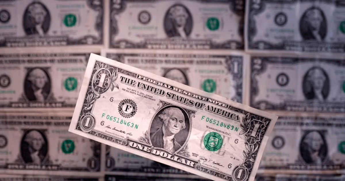 El doacutelar cerroacute a 1300 en el Banco Nacioacuten y llegoacute a un maacuteximo histoacuterico