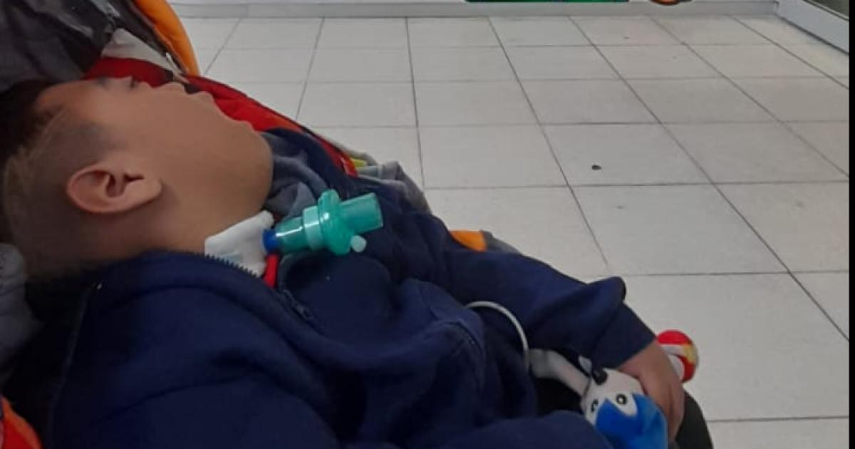 ESTEBAN El pequeño que cumplir años el próximo mes visita el Garrahan cada 4 meses solo por control