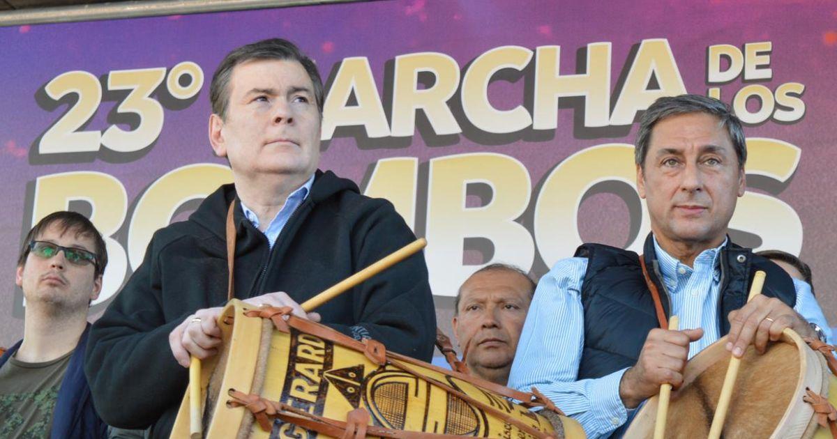 Silva Neder- La marcha de los bombos es una de las expresiones maacutes genuinas de los santiaguentildeos