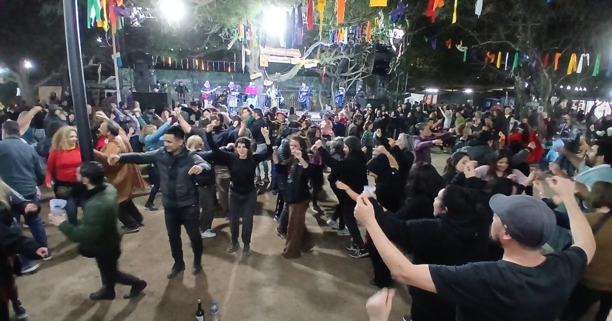 Las mejores imaacutegenes de la vigilia de la XXIII Marcha de los bombos