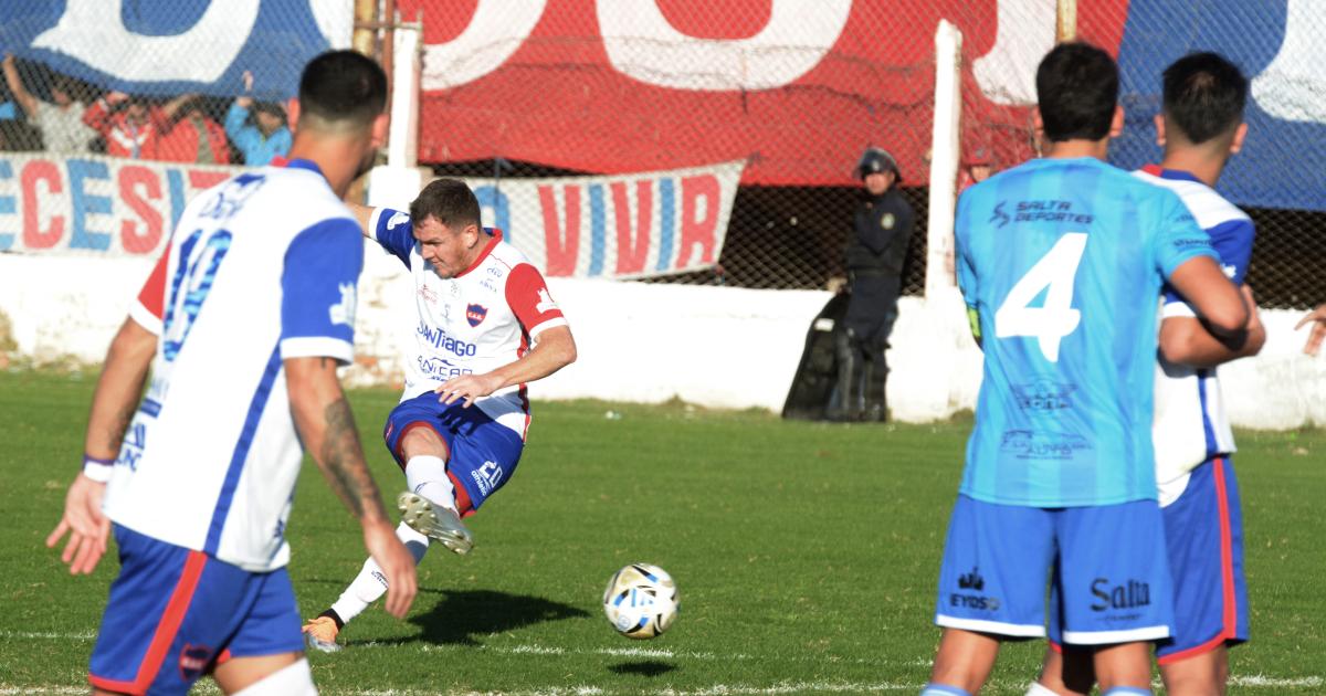 Guumlemes rescatoacute un punto con un gol de tiro libre en tiempo adicionado