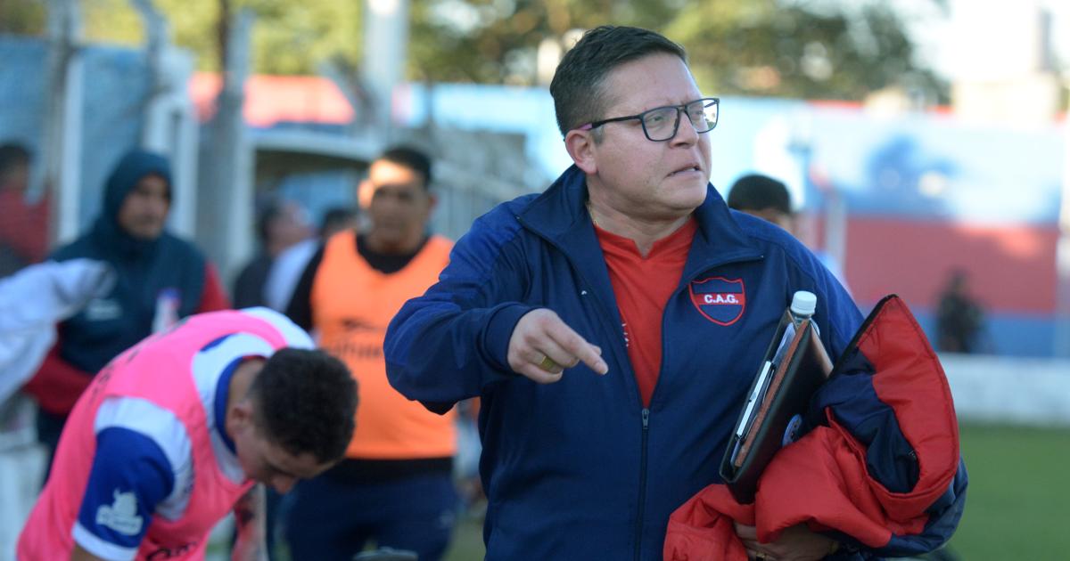 Pablo Martel- Sin ser nuestra mejor versioacuten mereciacuteamos ganar