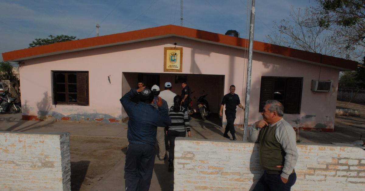 Torturoacute y acuchilloacute a su novia embarazada en inquilinato de Los Juriacutees