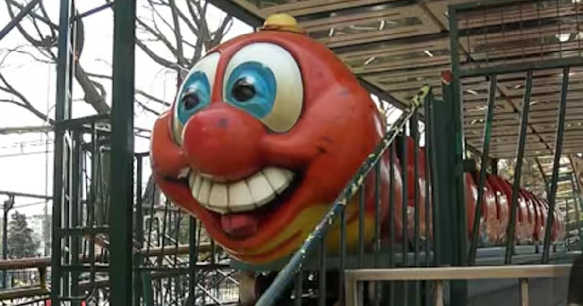 Nintildeo de 2 antildeos cayoacute de un juego en un parque y sufrioacute fractura en el craacuteneo