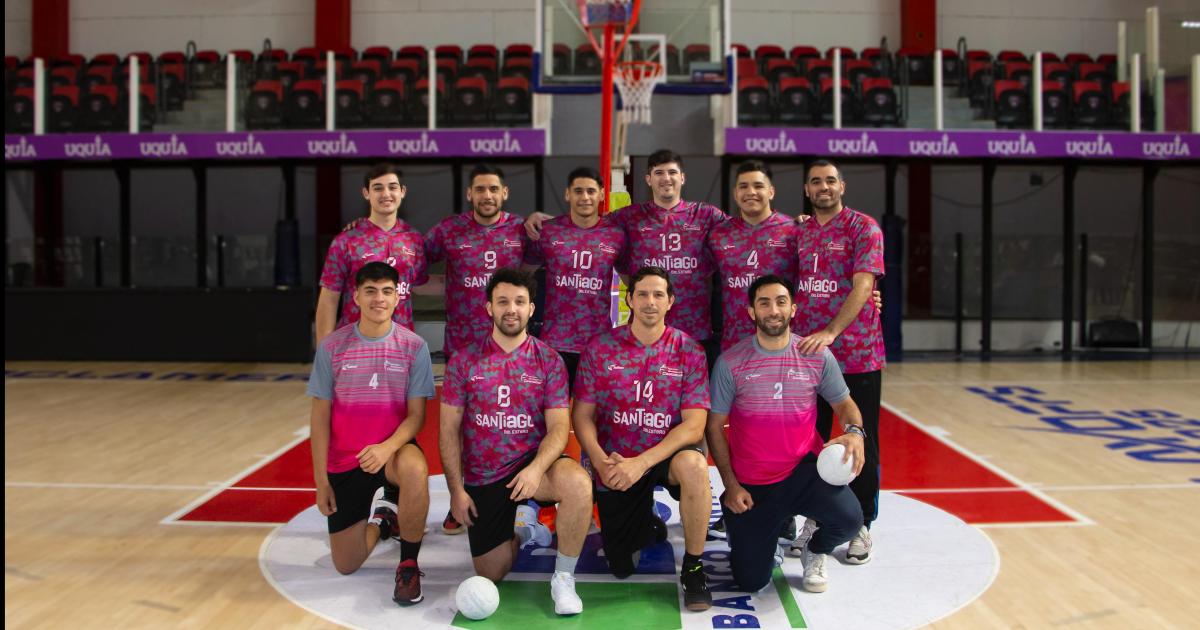 PRESENCIA Los seleccionados de Santiago del Estero de Mayores se tienen fe para ser animadores del torneo